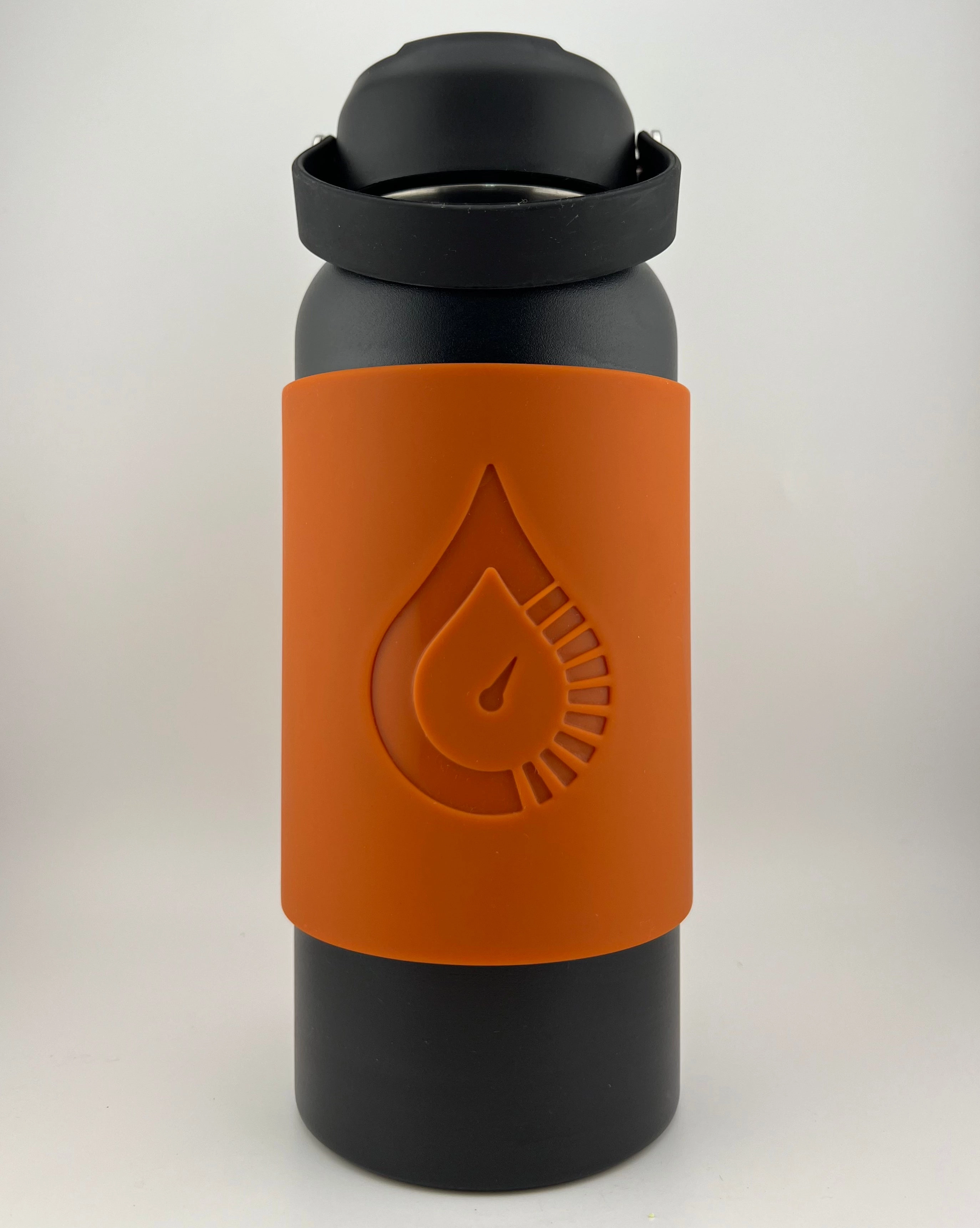 32oz Black Bottle   Magnetic Sleeve (COMBINATION)