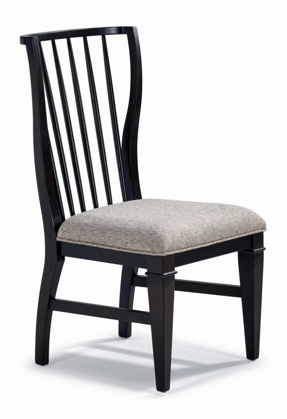 Greyridge Farm 7-Piece Extendable Dining Set - Black