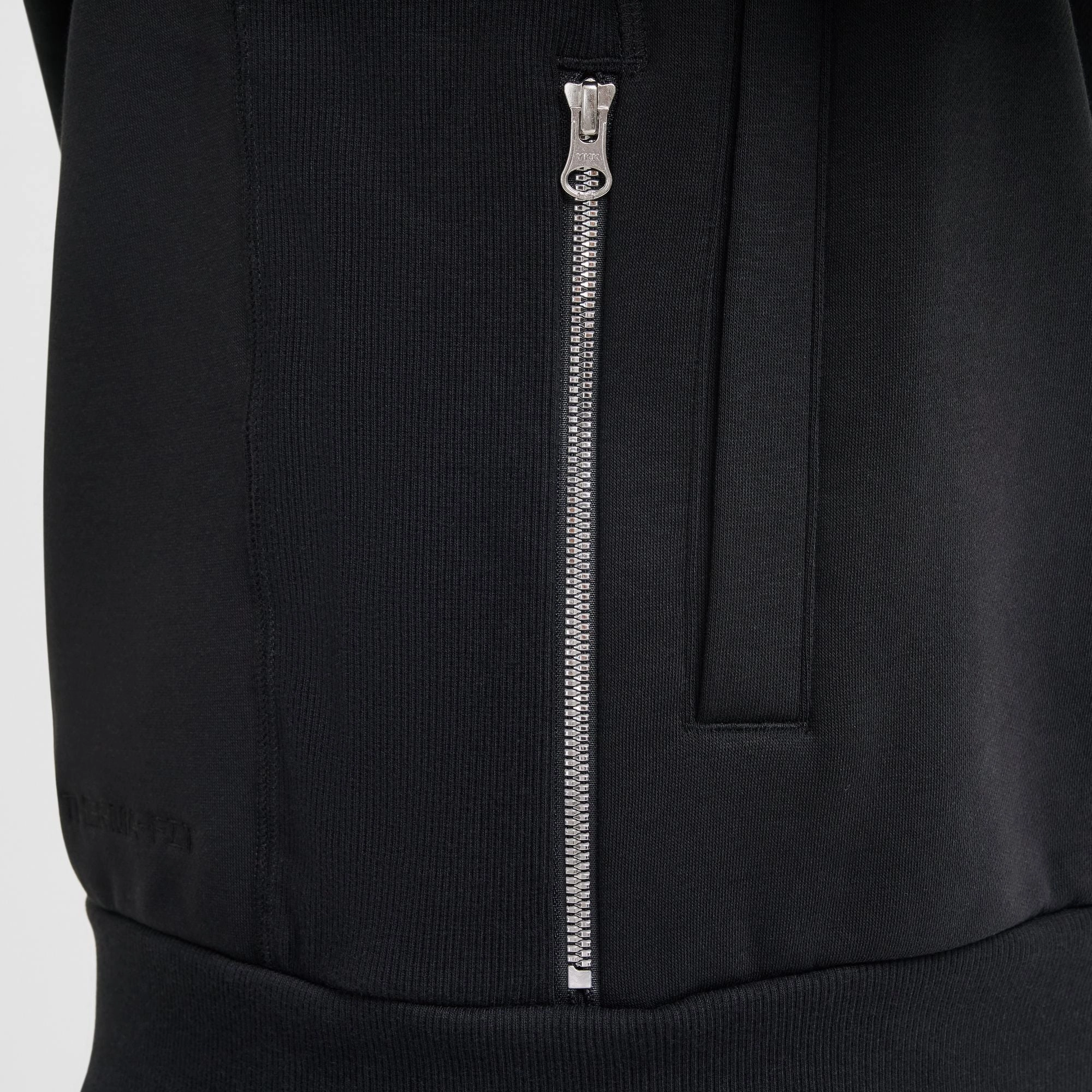 LeBron Men's Standard Issue Therma-Fit Basketball Jacket