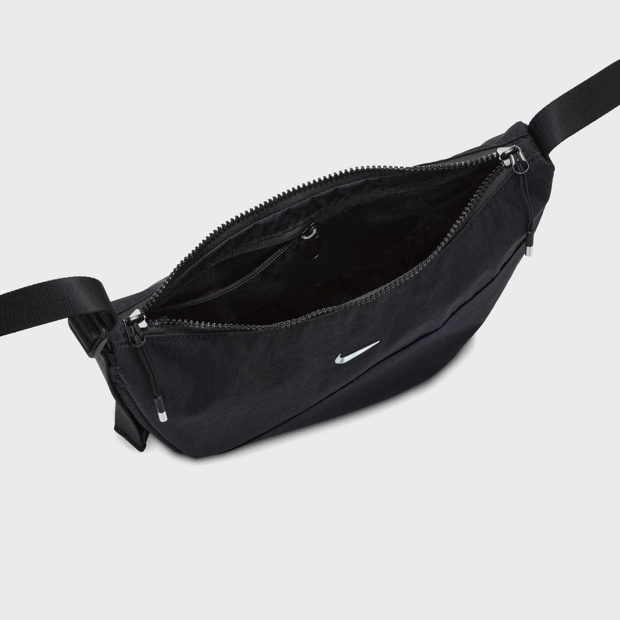 Nike Aura Crescent Crossbody Bag Black / Matte Silver