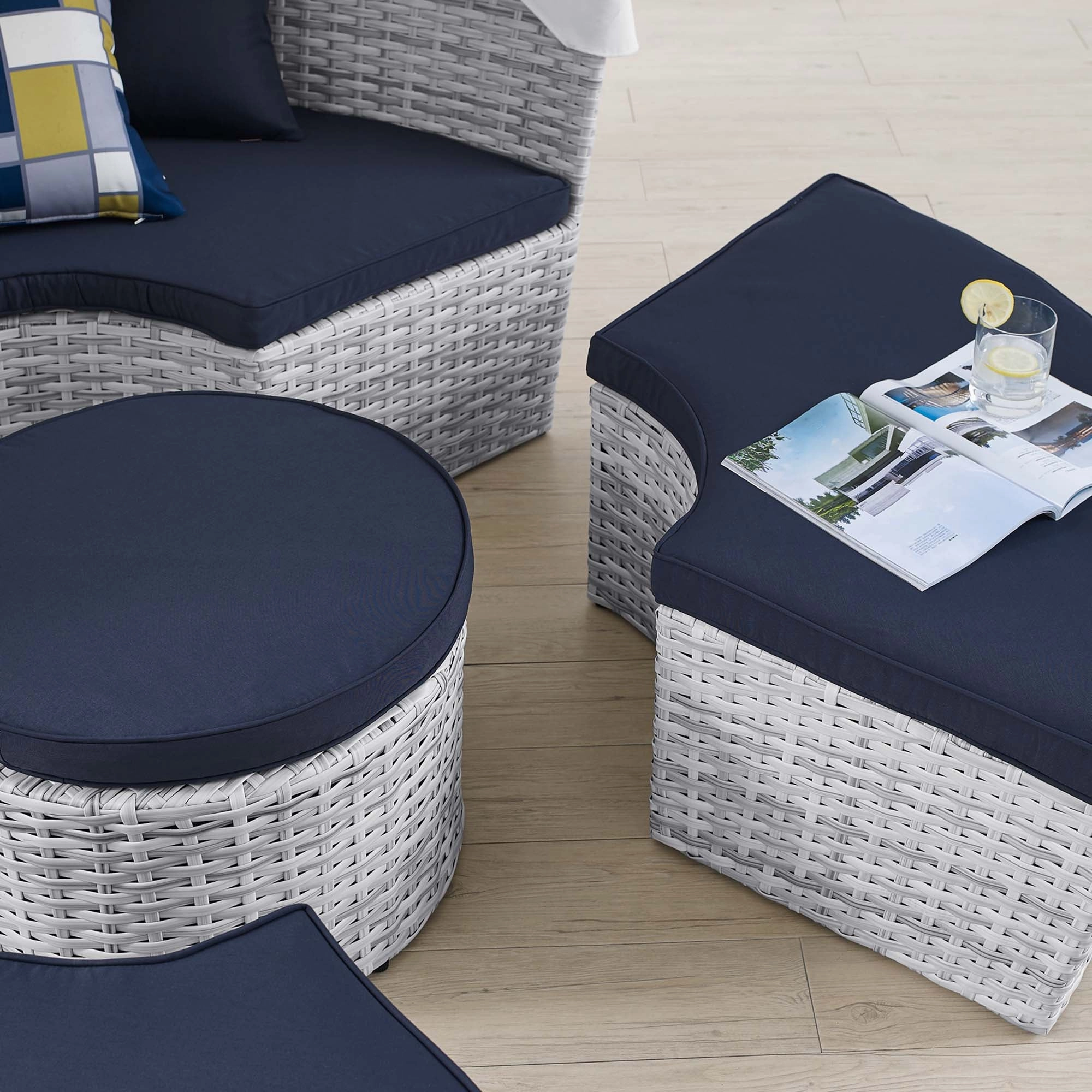 Scottsdale Canopy Outdoor Patio Daybed by Modway