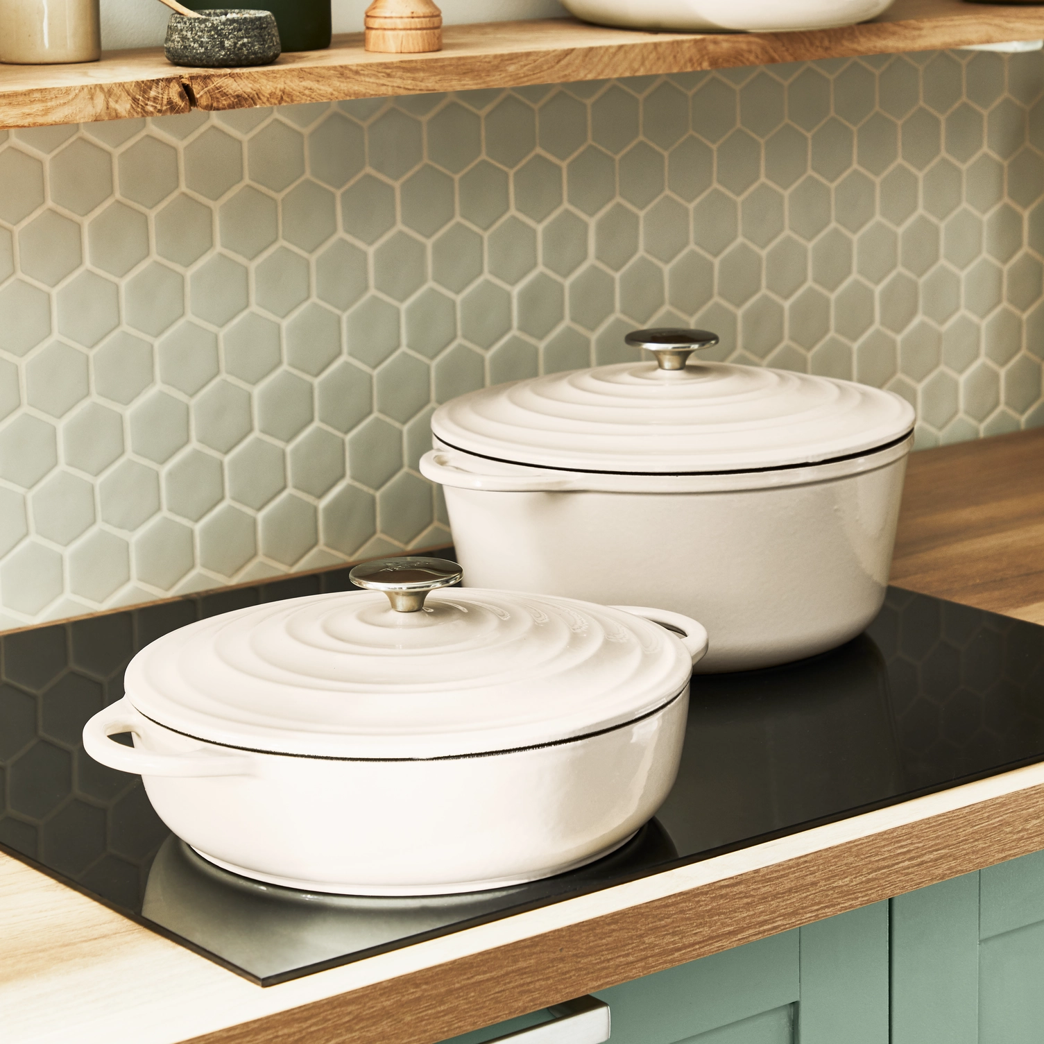 Tefal LOV Induction Cast Iron Beige Shallowpot 28cm/3.8L   Lid